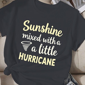 เสื้อยืดสตรีแสงแดดผสมกับพายุเฮอริเคน - Product Image 1