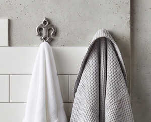 Vintage Style Fleur De Lis Metal Wall <b>Hook</b> Rust Resistant Polished Finished Single <b>Hook</b> For Clothing Storage Solutions - Product Image 3