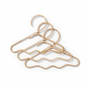 Ensemble de cintres décoratifs en rotin faits à la main, cintres à vêtements à bas prix, accessoires de présentation de vêtements - Product Image 2