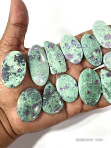 Rubis Fuchsite Naturel, Pierre Précieuse Non Montée, Cabochon, Formes et Tailles Variées, 20 à 30 mm environ - Product Image 3
