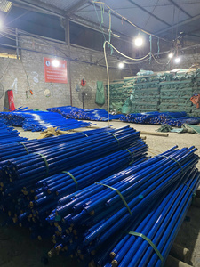 Proveedor de palos de mopa de madera de eucalipto, mangos de escoba de madera cruda y recubiertos de PVC, precio de fábrica al por mayor, Vietnam - Product Image 2