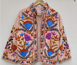 Chaqueta Safari de Mujer con Bordado Suzani y Crochet, Estilo Hippie, Otoño Invierno, Cálida, Ecológica, Transpirable, Forrada de Piel de Oveja - Product Image 1