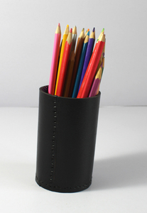 Porte-stylo en cuir naturel robuste, authentique, marron, très pratique, esthétique et élégant, idéal comme cadeau ou produit, modèle 2025 - Product Image 4