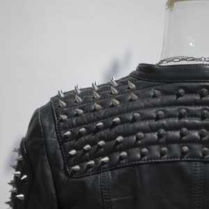 Chaqueta de Cuero Negra a la Moda para Hombre |   Fabricante OEM de Cuero Casual Transpirable y Resistente al Viento de Alta Calidad - Product Image 3