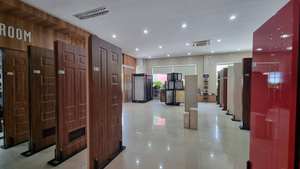 Porte en MDF à design minimaliste et traditionnel, à panneau plat, avec système push-pull, en bois massif, porte intérieure en polymère pour chambre et salle de bain, ensemble d'articles durables - Product Image 3