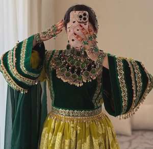 Robe longue vintage afghane Kuchi 2026 en dentelle faite main, brodée, traditionnelle, avec boutons et fermetures éclair, pour femme, style A-line, idéale pour les festivals - Product Image 4