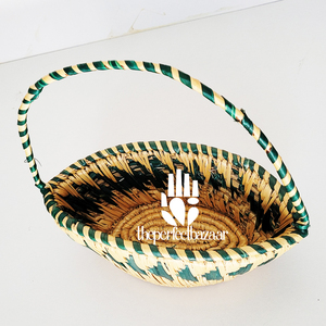 Traditional Boat-Shaped Seagrass <b>Basket</b> <b>with</b> <b>Handle</b> Eco-Friendly Mini Home Decor - Product Image 3