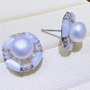 Pendientes de Perlas de Agua Dulce con Diseño Geométrico Circular Estilo Palacio Vintage, Diseño Retro de Moda para Mujeres que Viajan al Trabajo - Product Image 4