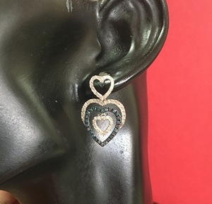 Pendientes Colgantes de Diamantes Redondos en Forma de Corazón para Mujer, 1.48 Cttw, Engaste de Puntas, Uso Diario, Plata de Ley 925, Joyería Moderna - Product Image 3