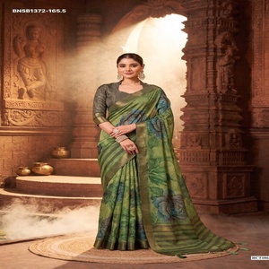 Fournisseur indien de collections de saris et de chemisiers en soie Zari-Checks de qualité export avec motif floral et impression à chaud - Product Image 1