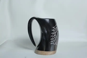 Chope à bière en corne de buffle naturelle de qualité supérieure avec finition polie, tasse à boire traditionnelle pour cadeaux, logo personnalisable - Product Image 6