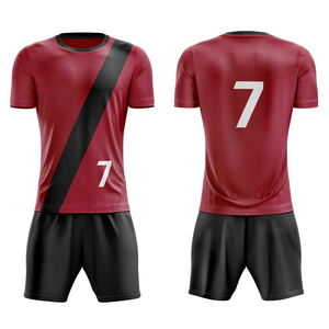 Vente flash - Uniforme de football à manches courtes de haute qualité pour unisexe - Uniformes de football personnalisés imprimés par sublimation pour garçons - Product Image 1