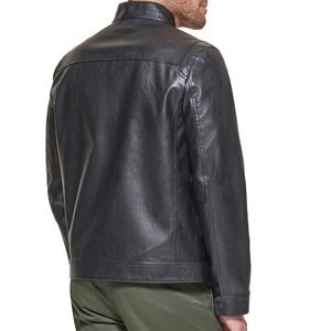Chaqueta de invierno suave y duradera para hombre con un estilo cómodo y clásico que recuerda a una chaqueta de cuero. - Product Image 1
