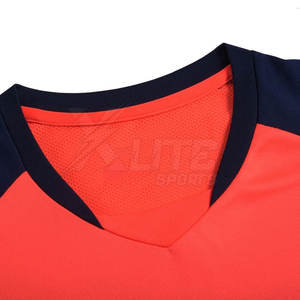 Camiseta y pantalones cortos de fútbol hechos con tela de alto rendimiento diseñada para mejorar el flujo de aire y máxima comodidad del jugador. - Product Image 2