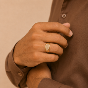Anillo de Compromiso para Hombre, Chapado en Oro de 14K, con Moissanita, Corte Brillante Redondo, Anillo Elegante para Él - Product Image 5
