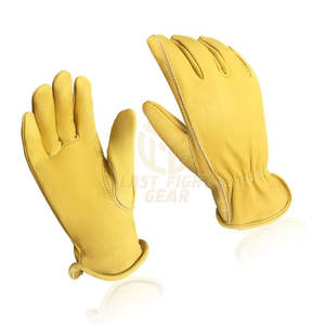 Premium Driving Gloves With Soft Material And Comfortable <b>Grip</b> For Smooth <b>Control</b> And Daily Use Driving Gloves - Product Image 6