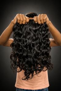 Paquetes de Cabello Humano Natural Ondulado Indio 100% Virgen |   Cabello Virgen Remy de Una Sola Capa |   Cutículas Alineadas |   100g |   Máquina de Doble Trama | - Product Image 4