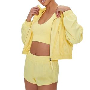 Conjunto Deportivo de 2 Piezas para Mujer, Personalizado, Chaqueta Cortavientos y Pantalones Cortos, Nailon y Poliéster, Diseño de BS 2026 - Product Image 2