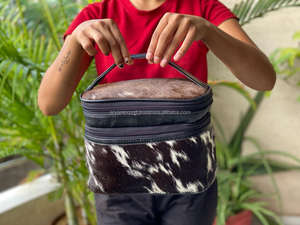 Kit de almacenamiento de maquillaje para mujer de cuero genuino Floral hecho a mano, organizador de viaje occidental, neceser de vaquera de lujo - Product Image 5