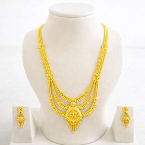 Conjunto de joyería clásica unisex chapado en oro de 24 quilates, incluye pendientes de plata, para aniversario, India, exportado, Bulgaria, Turquía, Alemania - Product Image 1