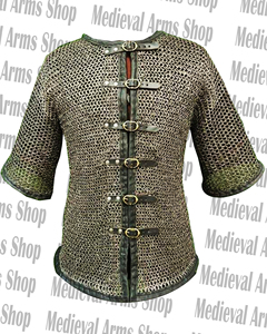 Haut de gilet en maille artisanal avec garniture en cuir, en acier doux, anneaux rivetés plats, manches longues, pour reconstitution historique de l'armure de chevalier. - Product Image 6
