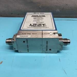 Unit Instruments UFC-1660 MFC, Débit : 300 SCCM, N2 - Équipements et pièces semi-conducteurs d'occasion fiables à l'échelle mondiale chez - Product Image 6