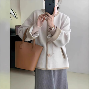Cárdigan de punto cálido para mujer con cuello redondo, abotonado, largo regular, estilo casual para invierno - Product Image 2