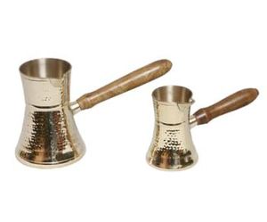 Cafetera Turca de Latón Bicolor Hecha a Mano con Tapa, Grabado Floral, Cezve, Cafetera Árabe para Estufa, Mango de Madera - Product Image 5