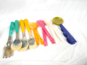 Ensemble de couverts à salade en résine écologique de haute qualité, fabriqué à la main en Inde, artisanat, modèle RSD, en vente en gros - Product Image 3