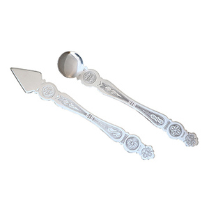 Juego de Cuchara y Cuchillo de Comunión de Acero Inoxidable |   Utensilios Litúrgicos Ortodoxos – DOUBLE VEE EXPORTS - Product Image 1