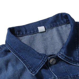 2026 Custom Design Men's Fashion Denim Jeans Solid Pattern Straight Style for Winter Customized Men's Casual Jacket - Product Image 4