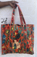Grand sac fourre-tout vintage fait main en coton matelassé avec poignée, pour un usage quotidien, imprimé traditionnellement, lavable.