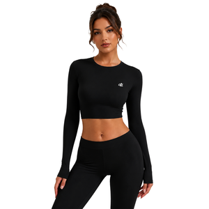 Nouveau T-shirt court pour femme, personnalisé, d'été, coupe ajustée, vêtement de sport pour femme, à manches longues, pour la gym et le fitness, style athleisure - Product Image 1
