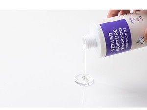 Shampooing hydratant pour chiens 300ml, essentiels de toilettage pour animaux, solution de lavage pour chiens nourrissante et recommandée par les vétérinaires, soin nourrissant de la peau - Product Image 4