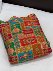 ผ้าเครปธรรมชาติ กว้าง 44 นิ้ว พร้อมลายพิมพ์ตำแหน่งและงานปักประณีต สำหรับเสื้อผ้าแฟชั่นดีไซเนอร์สไตล์ชาติพันธุ์ - Product Image 5
