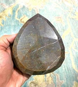 พลอยทับทิมสีน้ำตาลธรรมชาติ ขนาด 3500-4000 กะรัต รูปทรงลูกแพร์ หินหลวมเจียระไนทรงลูกแพร์ พลอยธรรมชาติสำหรับนักสะสม - Product Image 2