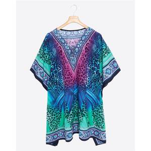 Vestido Kaftán Mini de Playa Bohemio, Ecológico, de Poliéster con Estampado Digital, Cuello en V, Transpirable y Asimétrico, de Fabricante - Product Image 1