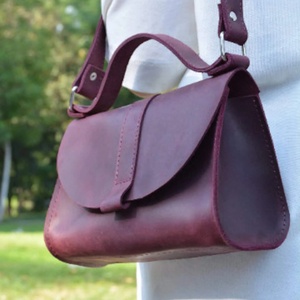 Petit sac à bandoulière en cuir LCS-0057B fait à la main pour femmes mignon fermeture à glissière sac à main cadeau - Product Image 1