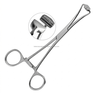 Pinces à serviettes chirurgicales Peers Bertram 14,5 cm en acier inoxydable, à pointes dentelées et rainurées, de haute qualité - Product Image 1
