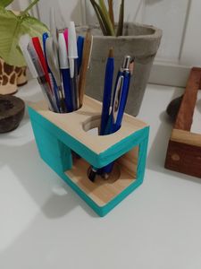 Organisateur de bureau en bois artisanal de qualité supérieure, accessoire de bureau en bois, rangement pour crayons en bois fini à la main - Product Image 3