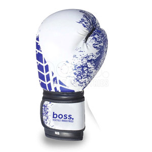 Gants de boxe à sublimation avec design imprimé haute intensité, protection rembourrée pour les mains et fermeture de poignet réglable - Product Image 6