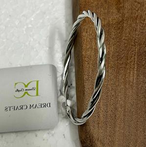 Brazalete de Plata de Ley para Hombre, Grabado, Resistente al Agua, Antideslustre, Libre de Plomo y Níquel, Marca Metal Crafts - Product Image 3