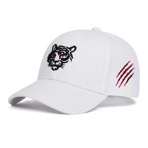 หมวกแก๊ปสีพื้นปักโลโก้สำหรับกีฬากลางแจ้งกันแดด 6 แผง ขายส่ง - Product Image 5