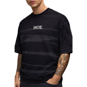 Camiseta de Hombre Oversize Estilo Urbano de Algodón con Logotipo Estampado en el Pecho, Cuello Redondo, Ajuste Casual, Producción OEM de Marca Privada - Product Image 1