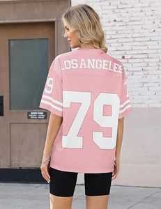 T-shirt de football rose pour femme, col en V, manches courtes, tricoté, coupe ample, 100 % polyester, séchage rapide, motif uni, personnalisable - Product Image 2
