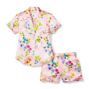 Conjunto de 2 Piezas de Satén Ligero para Mujer, Pantalones Cortos y Camiseta de Manga Corta con Cuello Camisero y Botones, Ropa de Dormir Informal para Primavera/Verano - Product Image 2