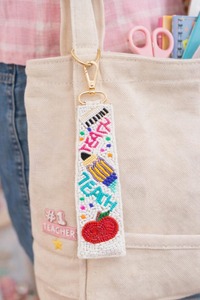 เคลซีย์ เลมอนส์ ดีไซน์ ชาร์มลูกปัดน่ารัก สไตล์ลำลอง ตัวการ์ตูนแบบกำหนดเอง ชาร์มรูปดาว ของขวัญสำหรับสาวๆ สไตล์เทรนด์ใหม่สำหรับงานประดับลูกปัด - Product Image 5