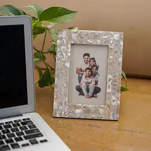 Size 4x6 <b>Picture</b> <b>Frame</b> Mother of Pearl Inlay and White Elegant Photo <b>Frame</b> - Product Image 3
