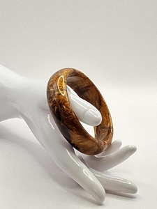 โซนงานฝีมือ HCZ-168 สร้อยข้อมืออะคริลิคเรซิ่นรักษ์โลก ลายทางกว้างไม่สม่ำเสมอ เครื่องประดับงานแต่งงานสำหรับผู้หญิง อุตรอาร์ - Product Image 5