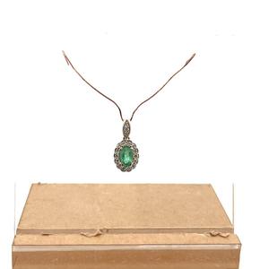 Colgante de Esmeralda (ovalada) de 10KY de 0,45 CT, Diamante Blanco (redondo) de 0,24 CT - Product Image 2